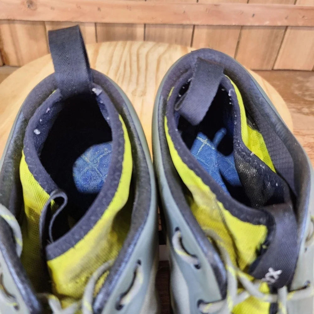 Arc'teryx Acrux FL Approach Shoes Mens 12 Green Trail Hiking Vibram Outdoor